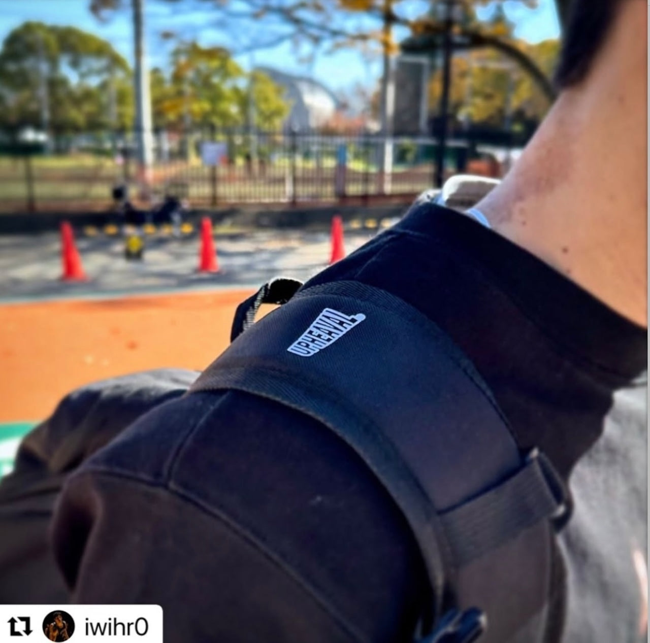 HOOPERS BACKPACK フーパーズ バックパック ボールやバッシュを収納可能 防水ポケット付き